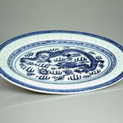 Chiński półmisek porcelanowy, biało – niebieski, owalny, 35,5 x 25,5 cm, 1 szt.